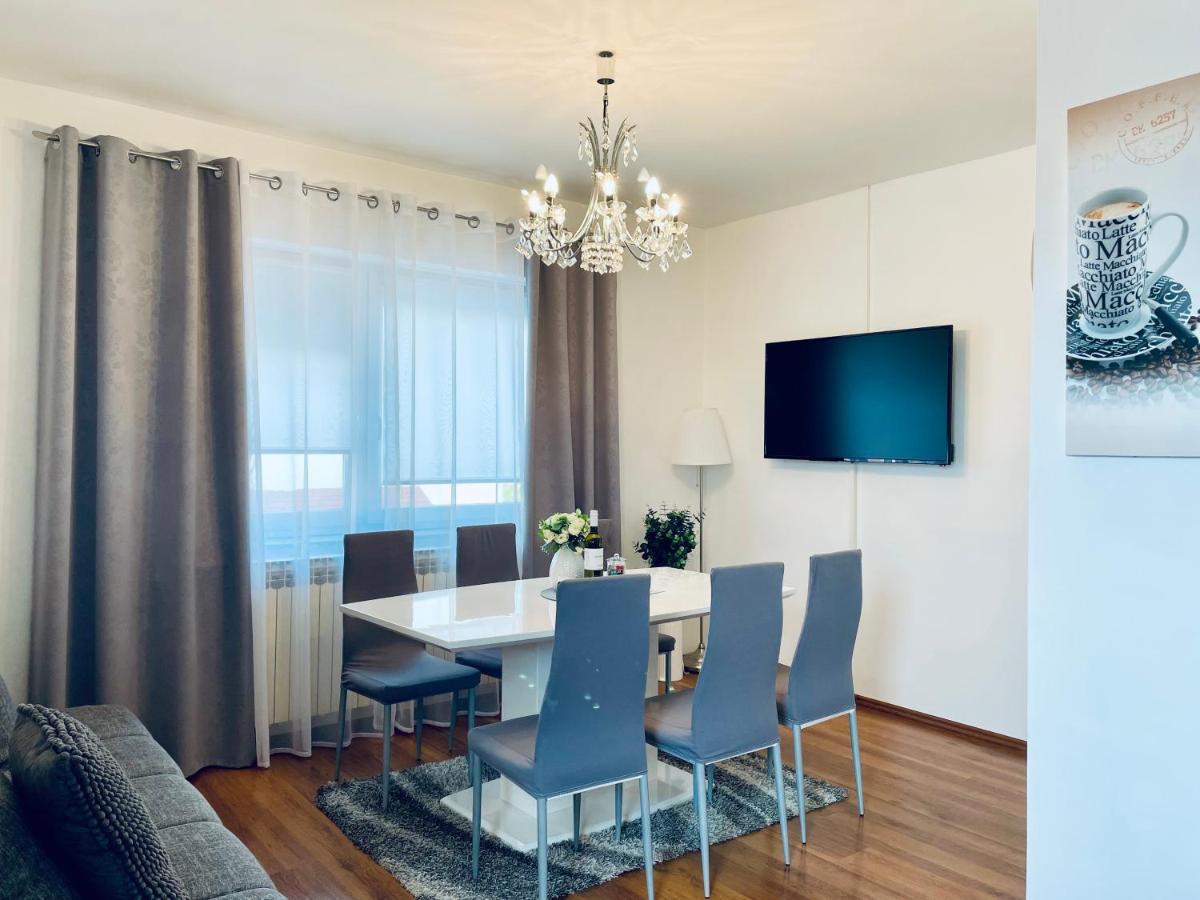 Apartmani "Mimoza" Otočac Exterior foto