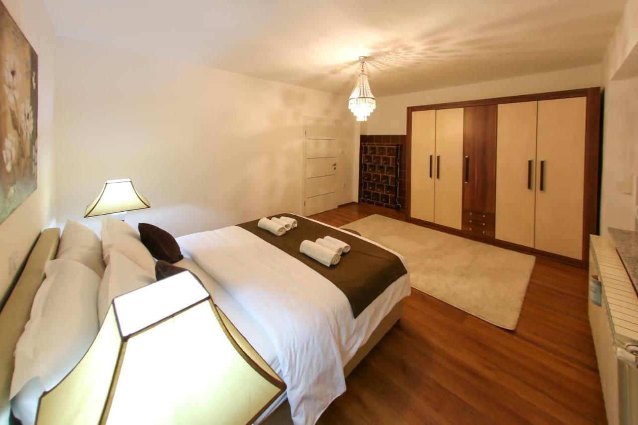 Apartmani "Mimoza" Otočac Exterior foto