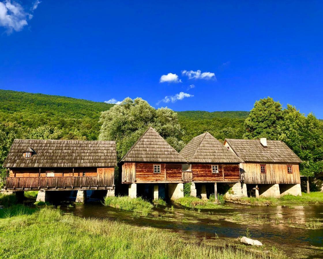Apartmani "Mimoza" Otočac Exterior foto