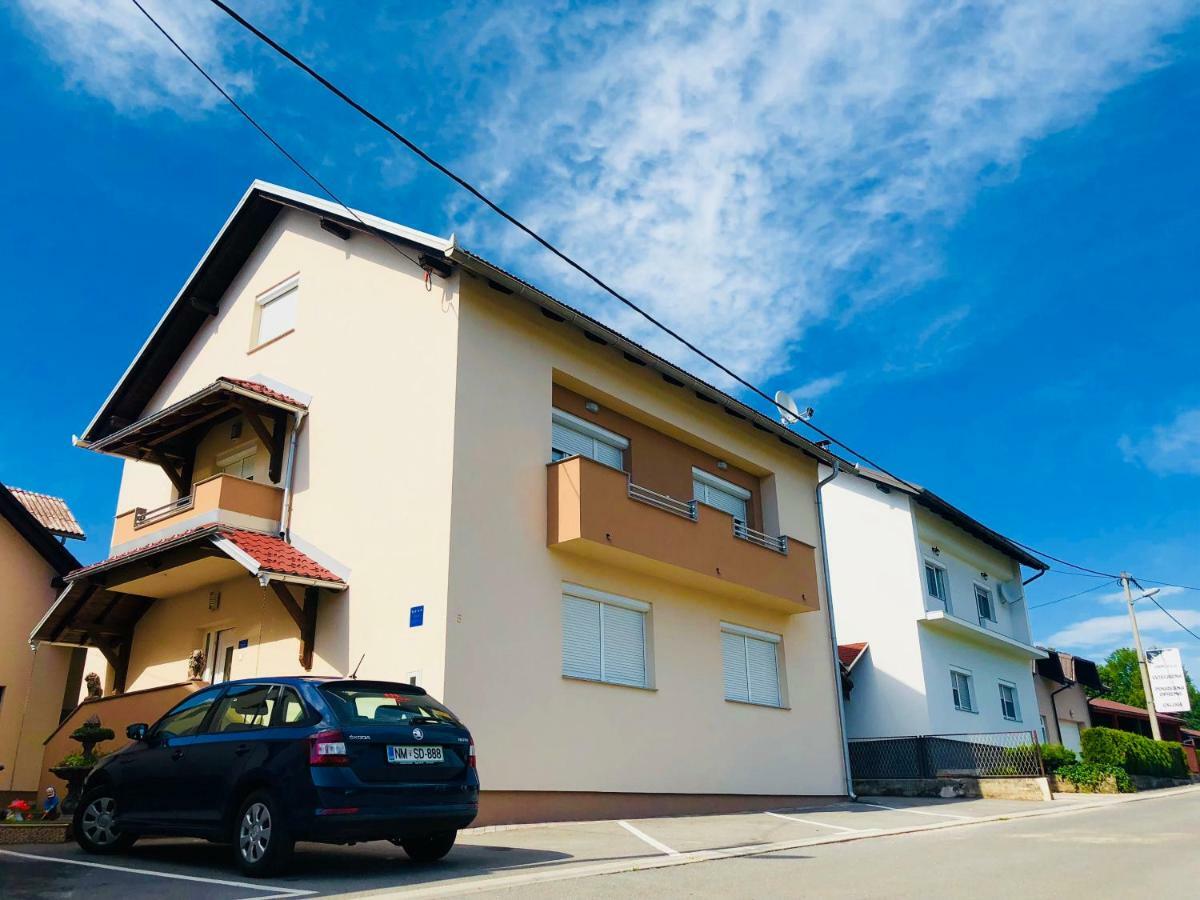 Apartmani "Mimoza" Otočac Exterior foto